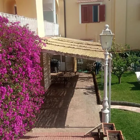 Vie En Rose Sorrento