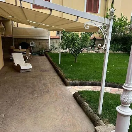 Vie En Rose Villa