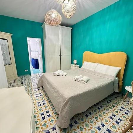 Vie En Rose Villa